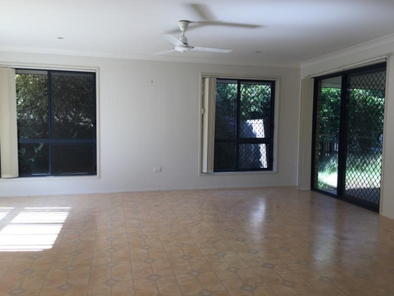 6 Magnolia Court, Frenchville QLD 4701